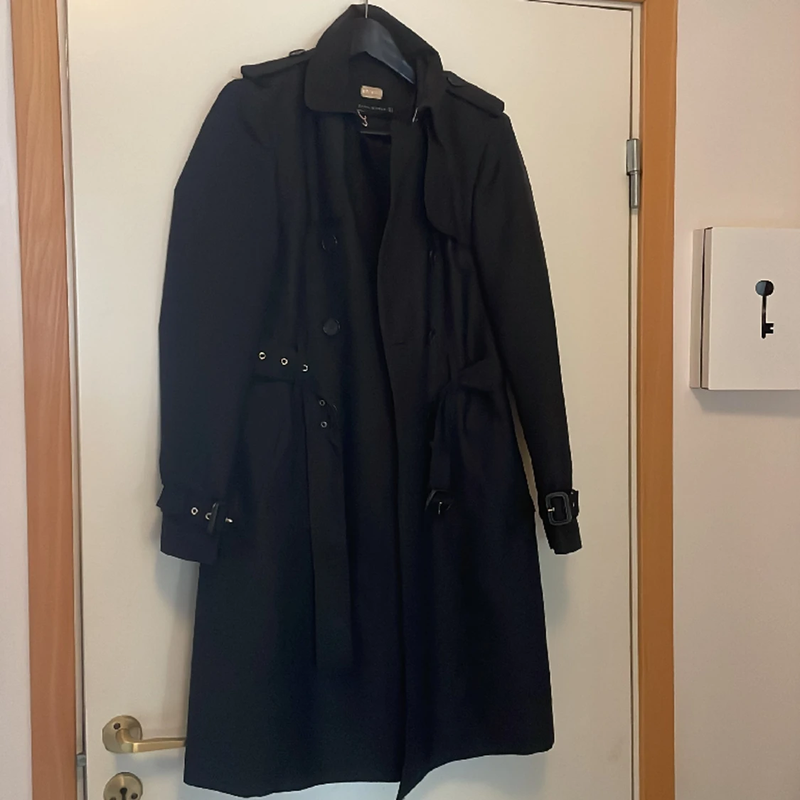 Zara trenchcoat 