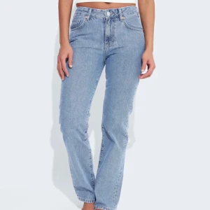 Bik bok jeans  - Kommer aldrig i användning. Inte använt många gånger.💓