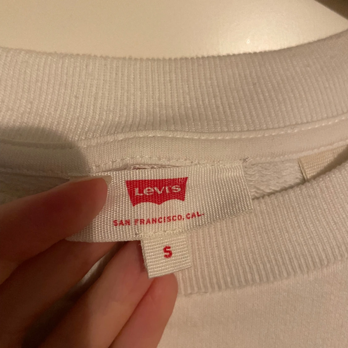 Levis tröja  - 90