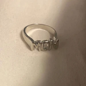 Wow/mom ring - Oanvänd
