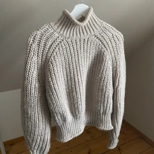 Stickad tröja - Skön stickad tröja från Hm🥰