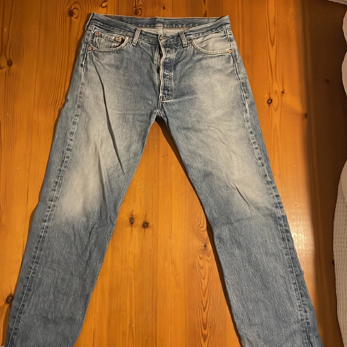 Levis jeans i blått  - 90