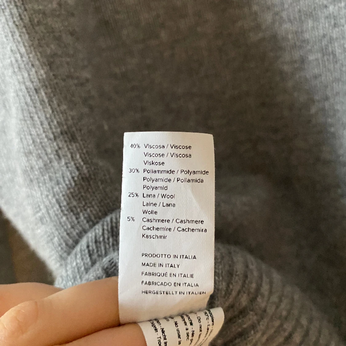 V ringad tröja  - 91