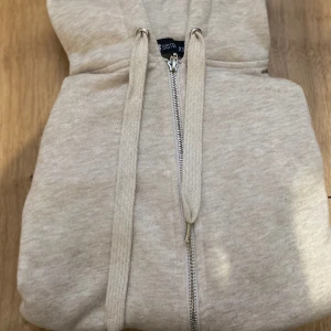 mjukisett  - använt få tal gånger , fint skick 