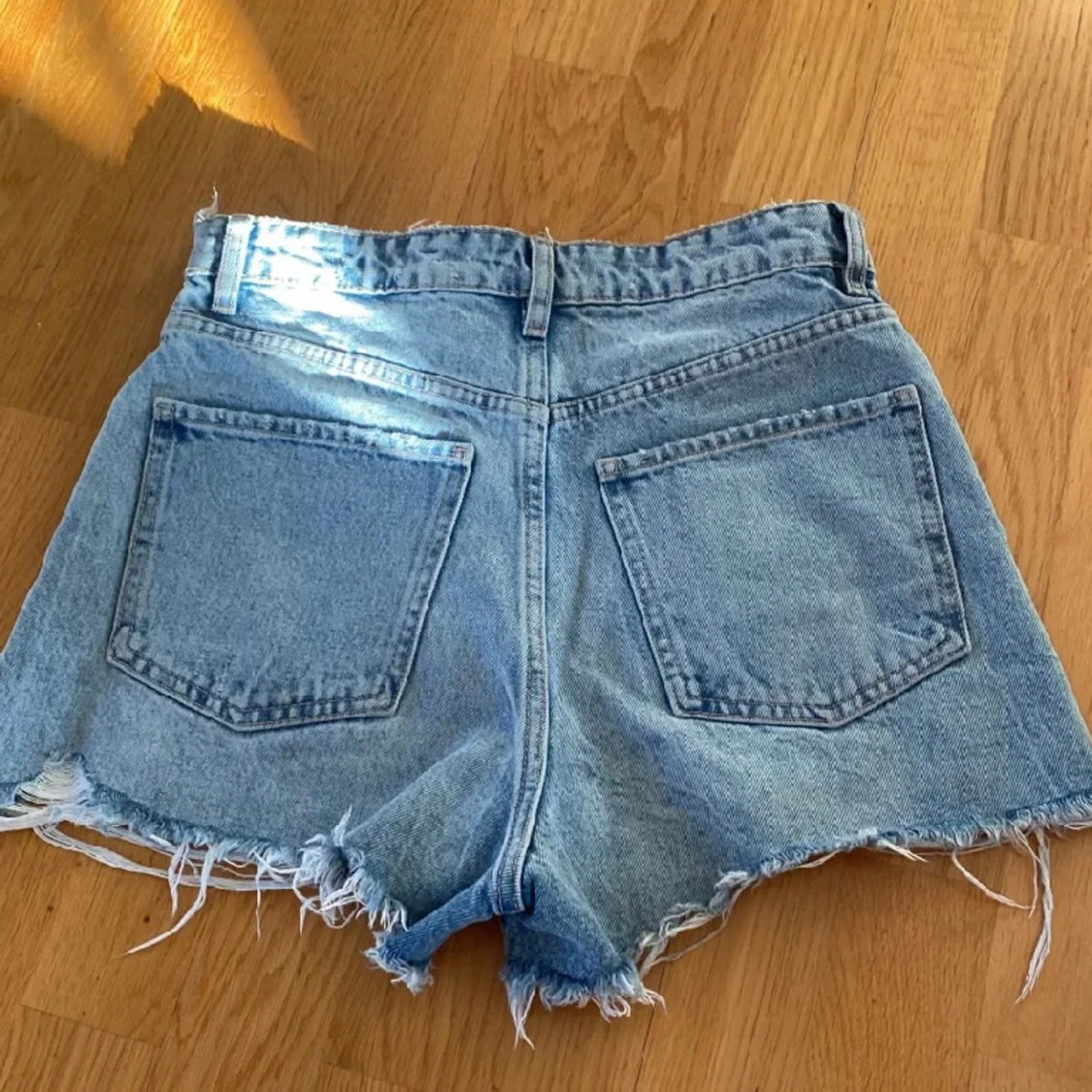 Zara jeansshorts  - 90