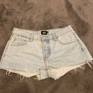 Jeans shorts  - Kontakta vid intresse av köp 💞
