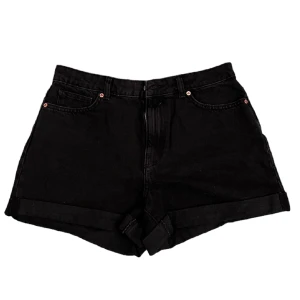 Aldrig använda 🚨Jeansshorts ⭐️ - Jeansshorts från Mango i strl 42