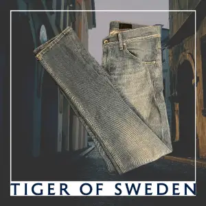 Tja, säljer nu mina feta jeans från tiger of sweden. Jeansen är slim och mitt pris är bara 399kr. Skick: 9/10.👊Fråga om funderingar så hör jag av mig inom 24h🤝