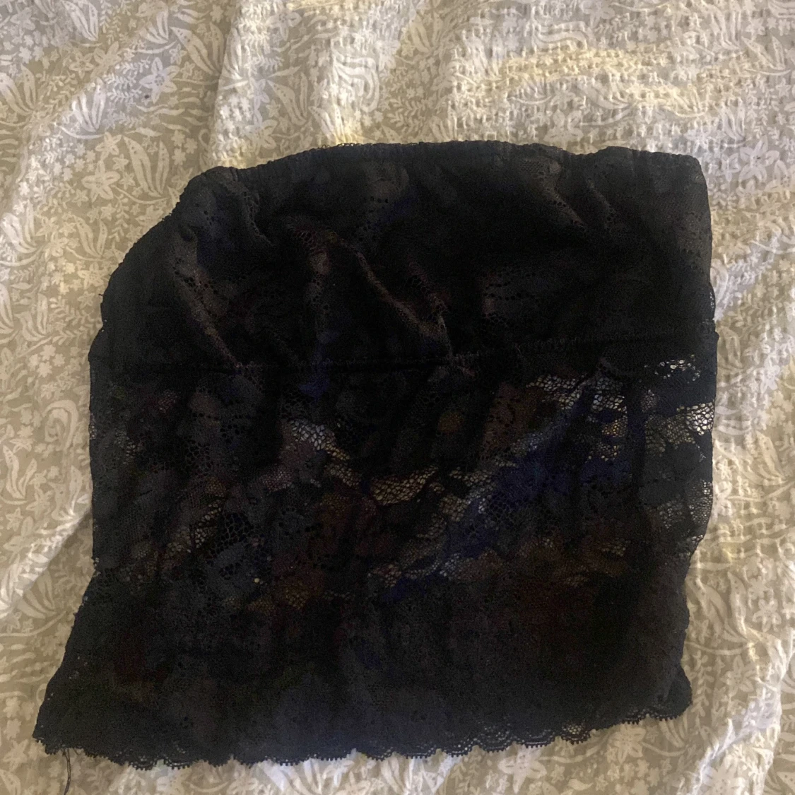 Svart spets tubtopp - 90