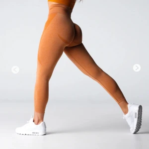 Nya Nvgtn leggings  - Säljer helt nya nvgtn leggings i storlek S . Prislapp finns kvar , endast testade. Nypris : 599ke + tull. Kontakta mig gärna vid frågor💓