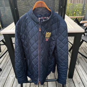 Morris jacka - Morris jacka i bra skick, storlek XL men passar L