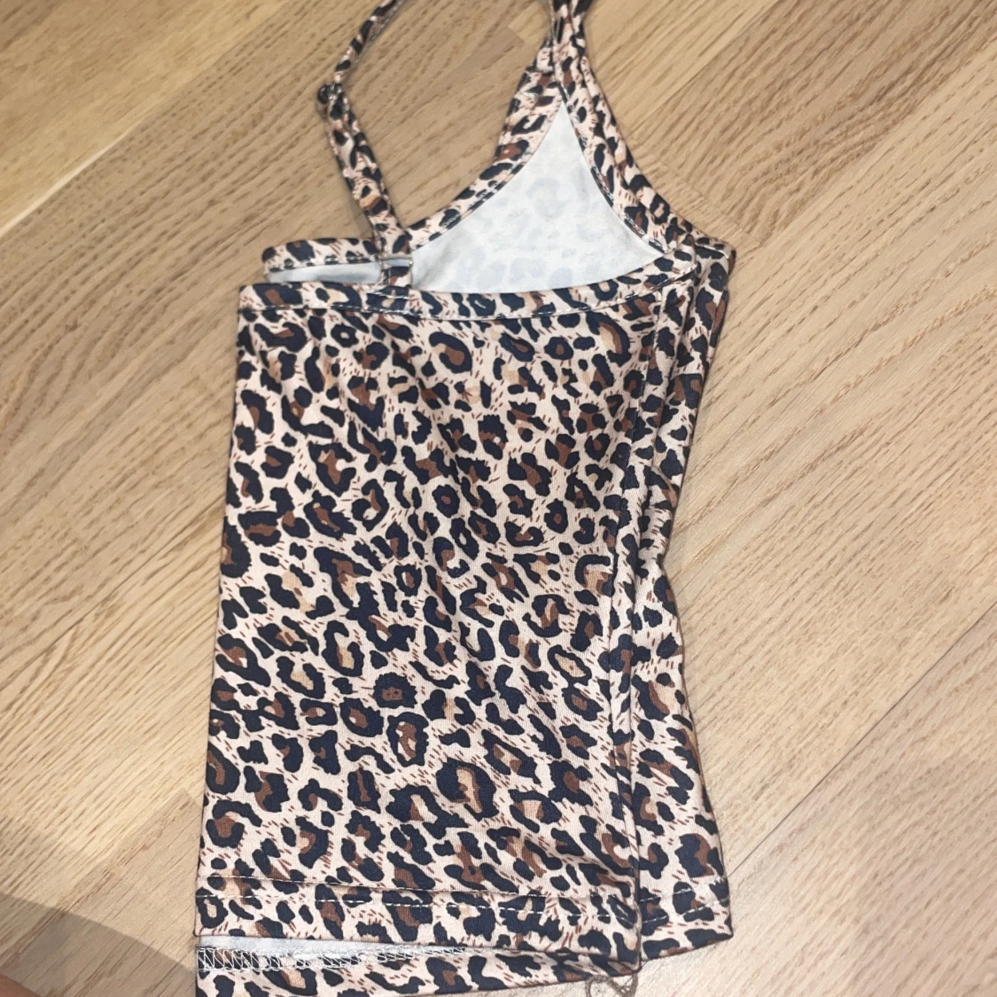 Leopard linne - 90