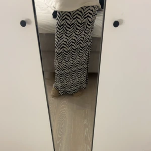 Kjol - Säljer denna kjol då den inte kommer till användning❤️