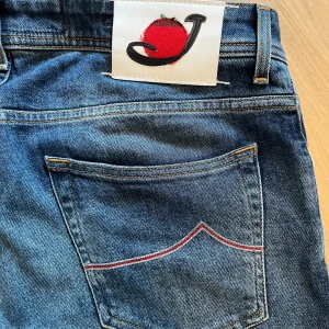 Jacob cohen jeans - ”Rising sun Japan limited edition Jacob Cohen jeans | Prima skick ~ 9.75/10 | sitter som 688 - regular fit ish | Size: W34 L31 / Mvh