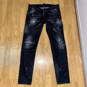 Säljer mina dsg2jeans - Hej säljer mina dsgjeans som inte passar har bara stått i garderoben använd 1 gång storlek 40 på dom helt nya för mer info kom pm för prutning på priset sker via pm kan fraktas 