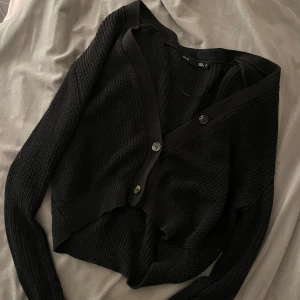 kofta svart  - svart kofta från lager 157 stl s, jätte fint skick🩶