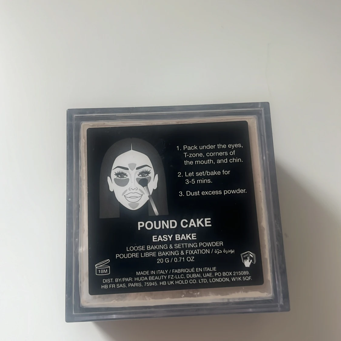 Huda beauty puder  - 91