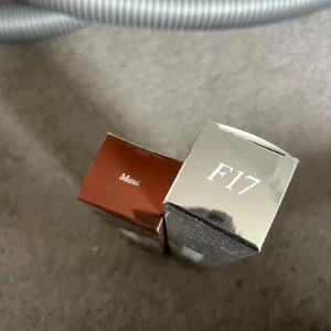 Caia Liquid bronzer Maui med borste F17 - Oöppnade. Säljes pga fel köp