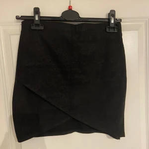 Kjol - Mini kjol, bra skick