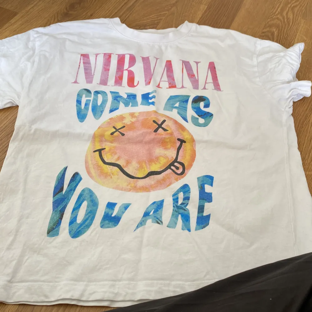 White nirvana shirt,good condition,not worn much. T-shirts.