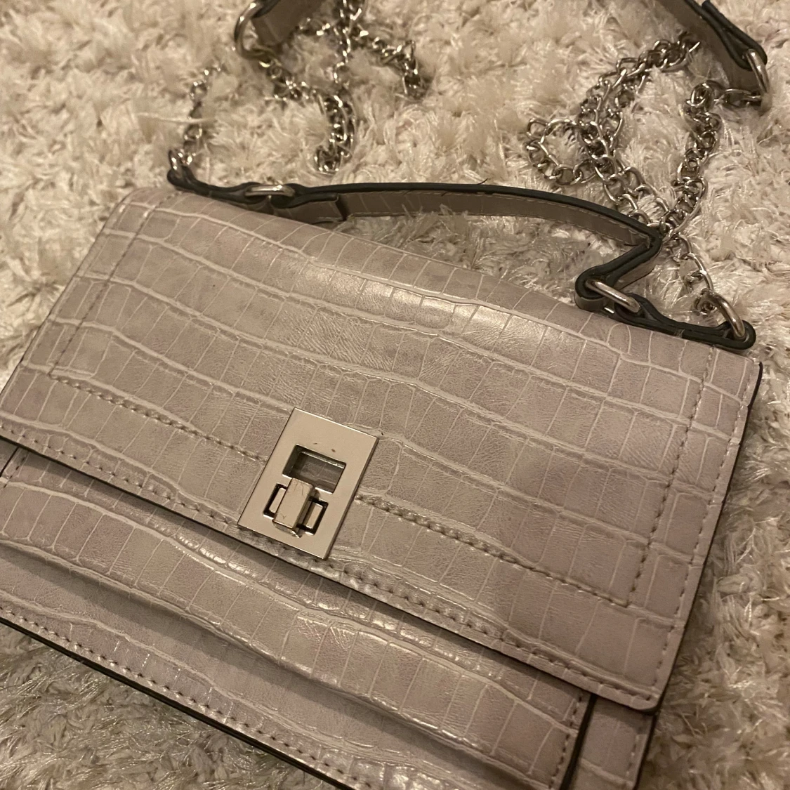 New look axelbandsväska - 90