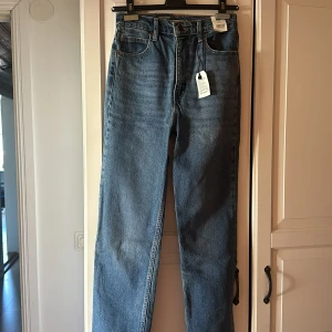 Jeans  - Levisjeans i storlek 26/31. Helt oanvända🌸