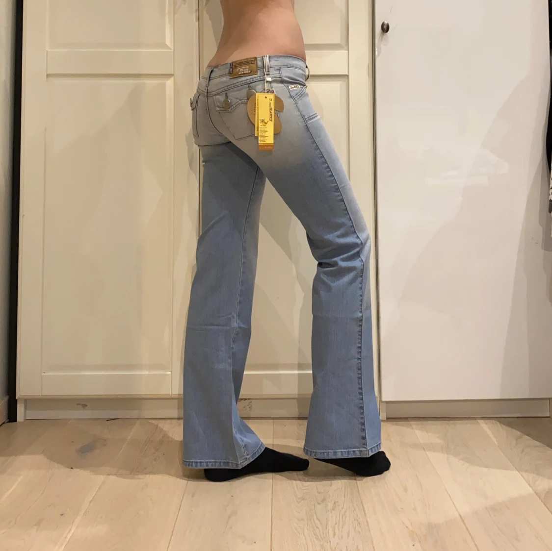 lågmidjade bootcut jeans💕 - 90
