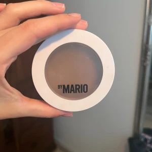 Makeup by Mario - Ganska använd därav billigare pris.