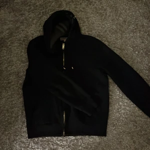 Burberry zip hoodie - Cond 8-9/10 Stl L 