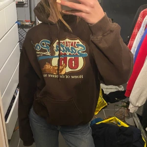 Hoodie  - Cool, skön oversized hoodie. Använder tyvärr inte.