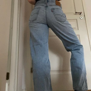 Levis jeans - Ljusblåa jeans från Levi’s, storlek W31 L32 (herr/unisex). 