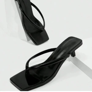 Skor med låg klack - Säljer mina klackar som aldrig kommit till användning 💘, låg klack (2,5 cm) Perfekt nu till sommaren 🌸