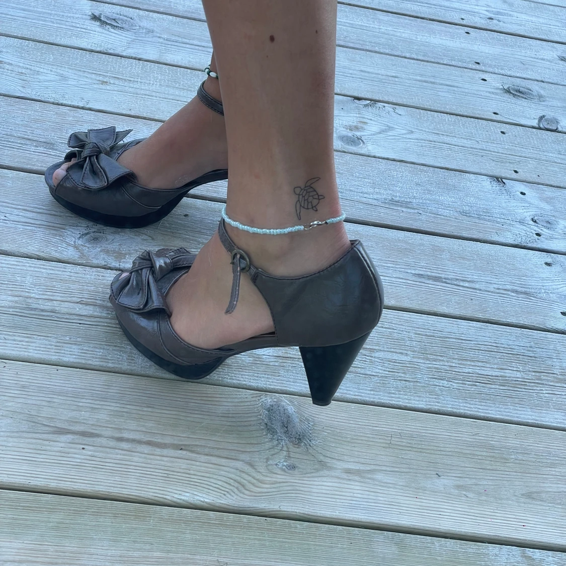 Klackskor med rosett - 90