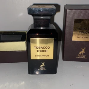 Tobacco touch - Maison alhambra tobacco touch parfym 72ml kvar av 75! En väldigt fin och ljuvlig doft som liknar tobacco vanille men för ett mycket bättre pris✅