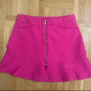 Zara mini kjol - Perfekt skick 