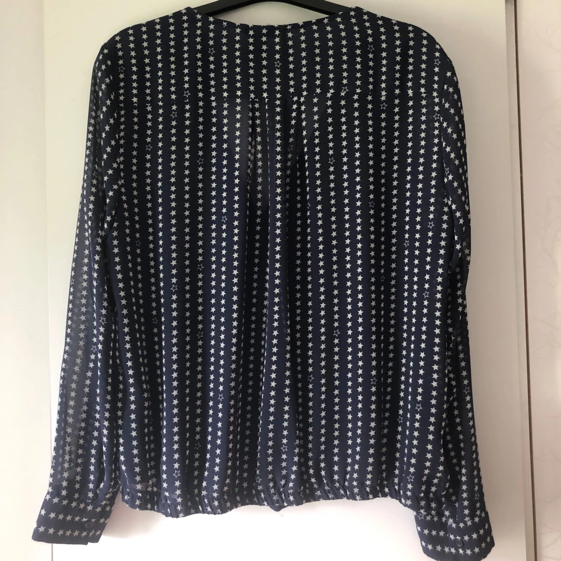 Blus med stjärnor - 91