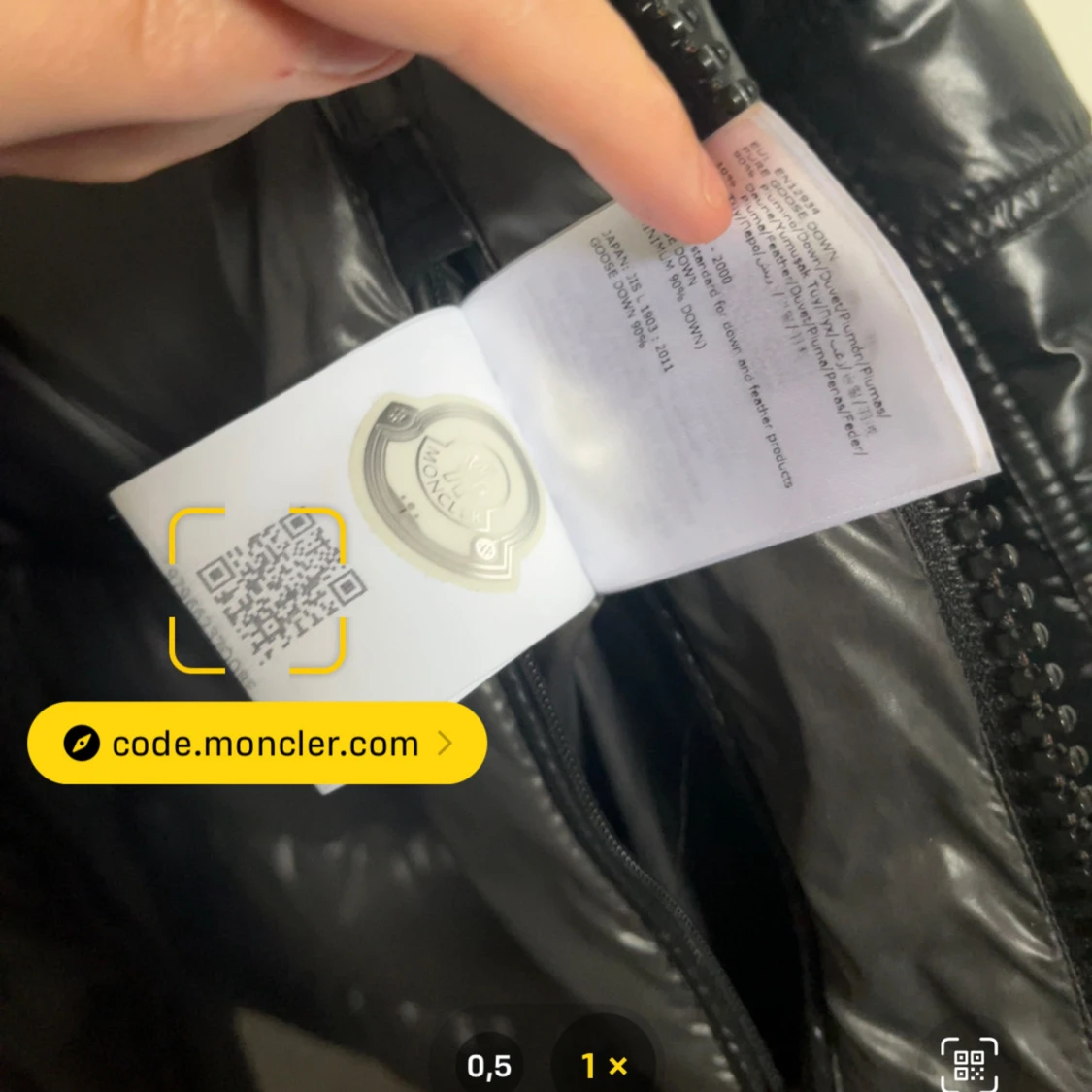 Svart dunjacka från Moncler - 92