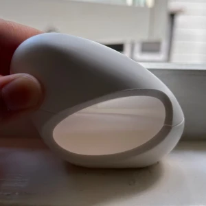 Mod Vanilla ariana grande 30 ml - Mod vanilla av ariana grande ✨ 30 ml, ca 75/80% kvar!  Boxen finns tyvärr inte kvar. 🌸