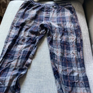 Lyle & scott pyjamas byxor - Riktigt sköna inget trasigt på dem