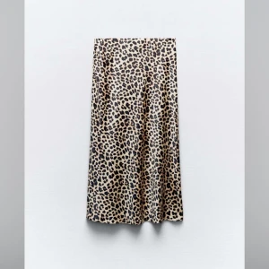 Leopardkjol - Super fin leopardkjol❤️aldrig använd från zara