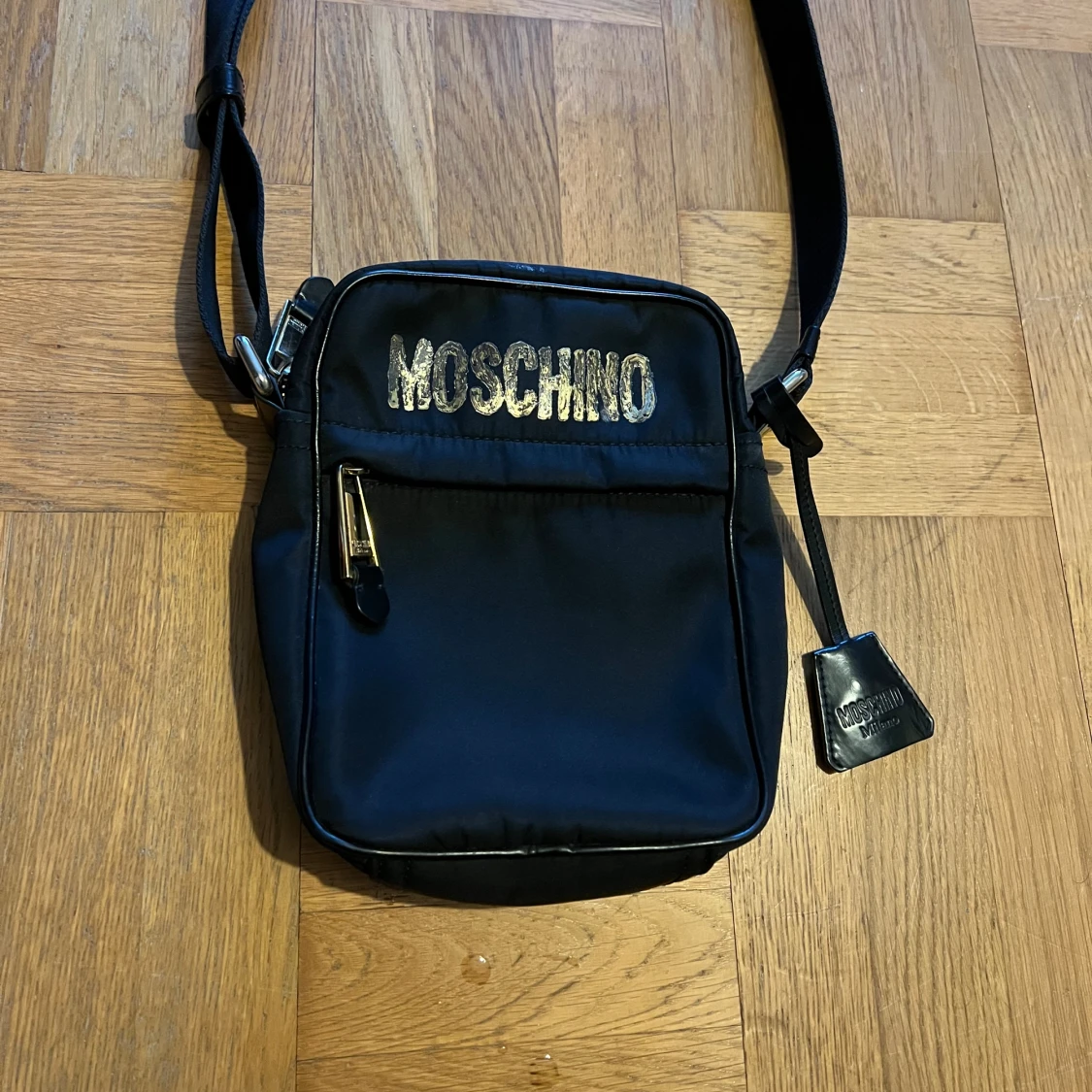 Moschino väska (Unisex) - 90
