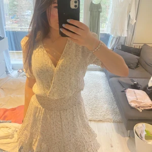 Klänning - Jätte söt klänning från Neo Noir💞 använd kanske 5 gånger