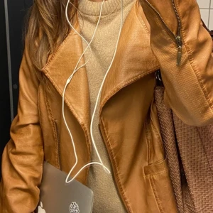 Skin jacka / biker jacka -  as najs till sommarkvällar och höst, vår 💗