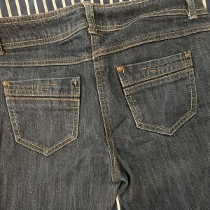 Byxor  - Super fina byxor som jag tyvärr köpte i fel storlek 