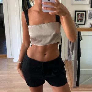 Zara topp - Cool topp ifrån zara i storlek Xs