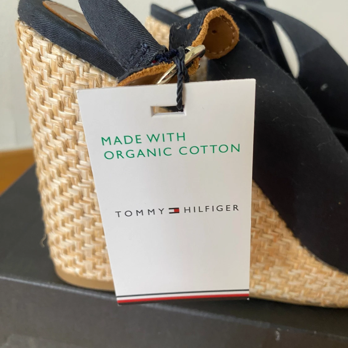 Svarta sandaler från Tommy Hilfiger - 92