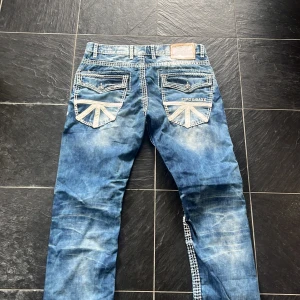 Trueys jeans - Ett par jeans sol likar bäldigt mycket true religon. De är  i ny skick och inga defekter. Priset kan diskuteras något