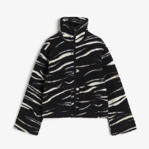 Teddy jacka - Super eftertraktad teddy jacka i storlek S. Från h&m💕