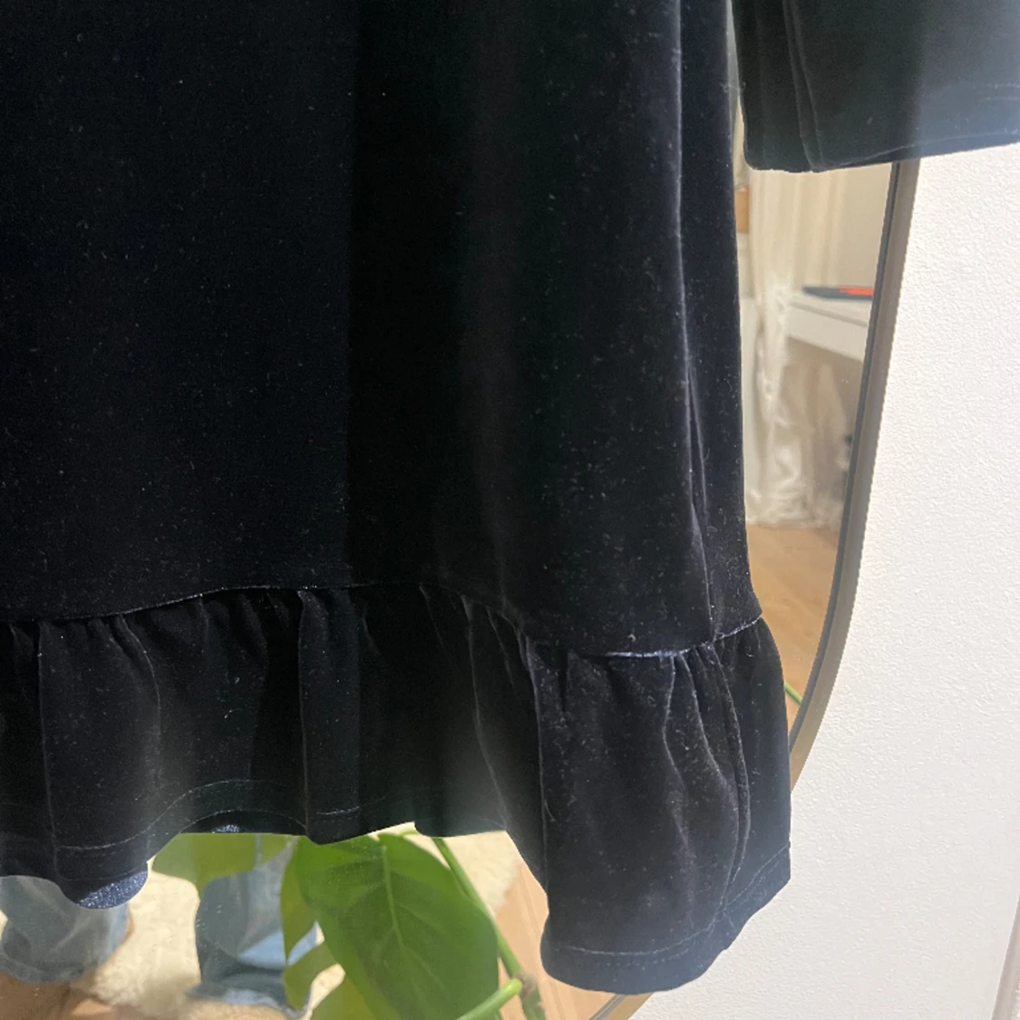 Marinblå Sammetsklänning