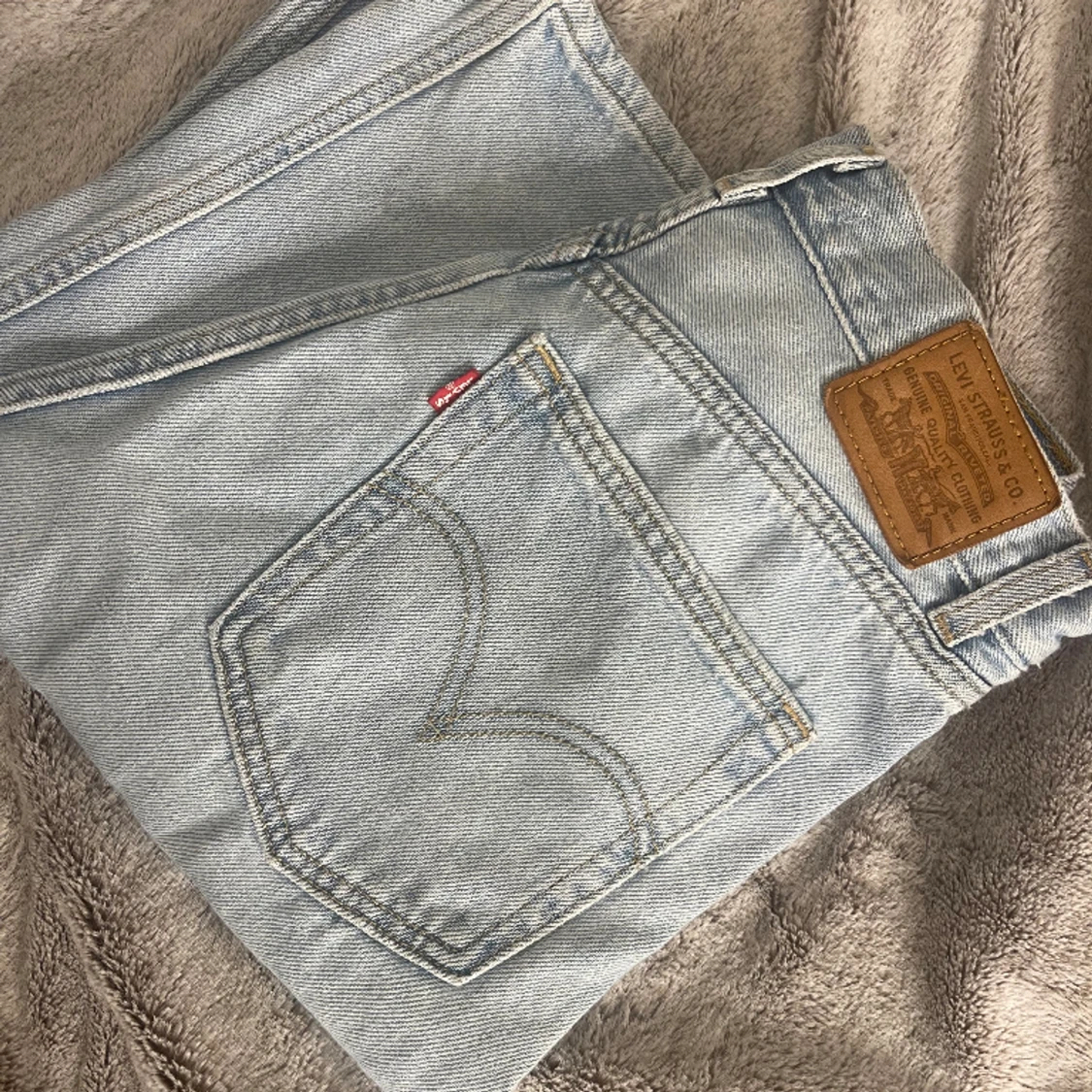 Levis High Loose